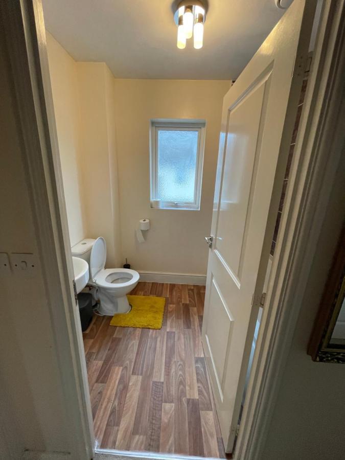 Casa de Férias In Cardiff. Sleeps 6