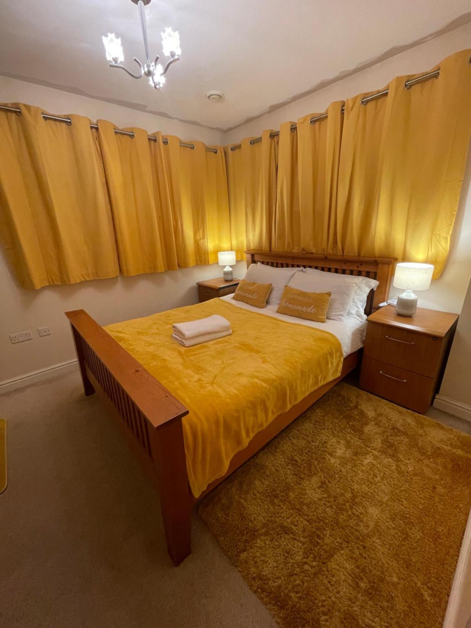 Casa de Férias In Cardiff. Sleeps 6 *